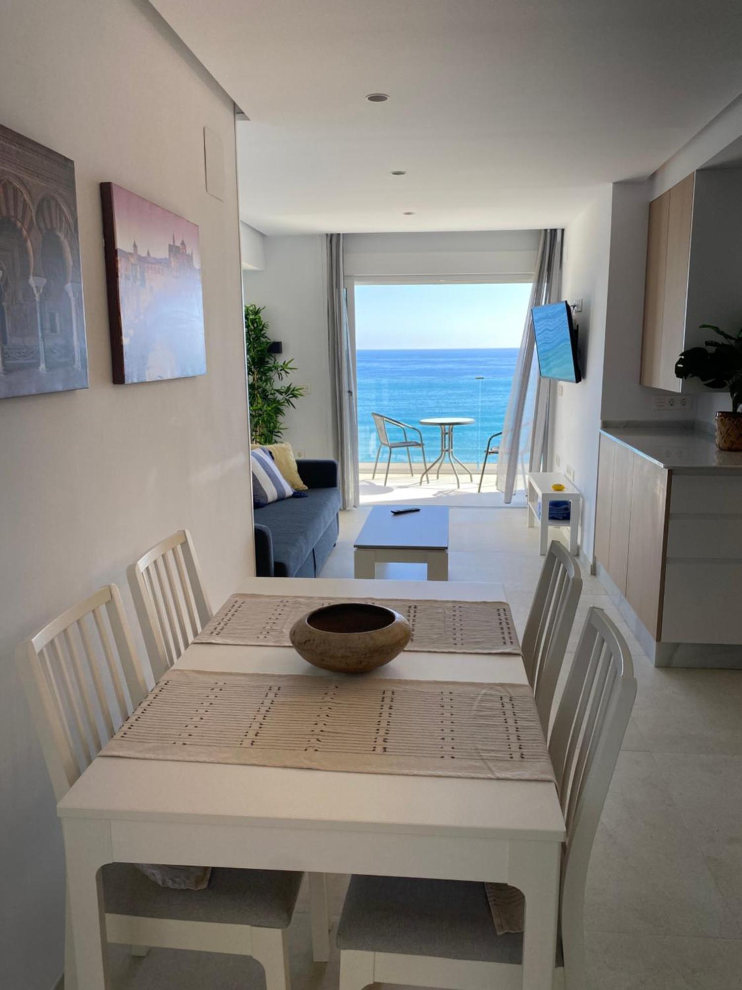 Playa Malagueta Vistas Frontal Al Mar Con Dos Dormitorios 马拉加 外观 照片