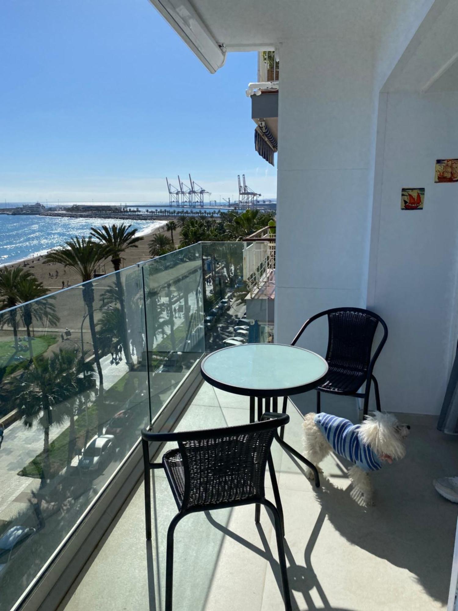 Playa Malagueta Vistas Frontal Al Mar Con Dos Dormitorios 马拉加 外观 照片
